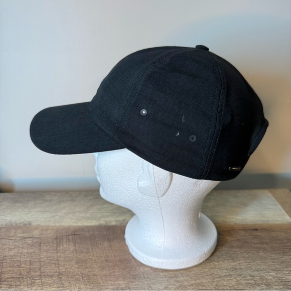LULULEMON Black Soft Ball Hat Running Cap Strap Lightweight Athletic Baller - Picture 7 of 11